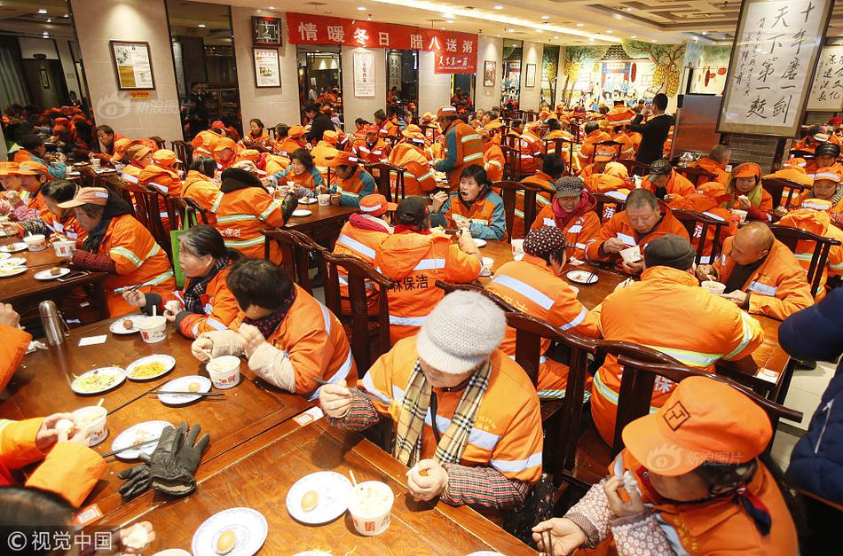 A hospital started a support group for patients with chronic illnesses