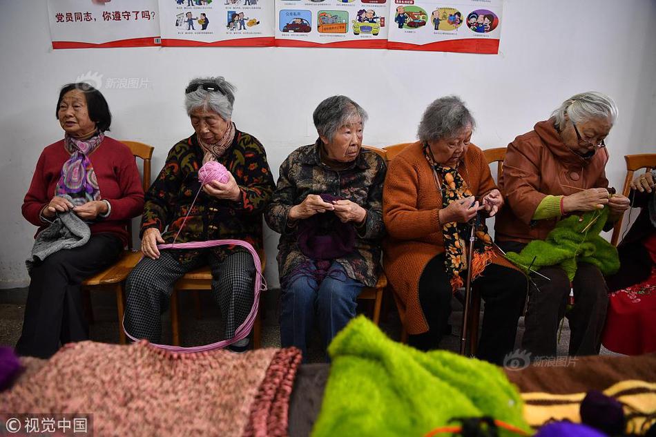 A local theater produced a musical that received positive reviews from local critics