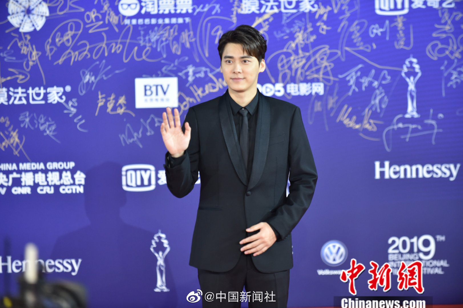 Researchers developed a new vaccine that is effective against multiple strains of a common virus