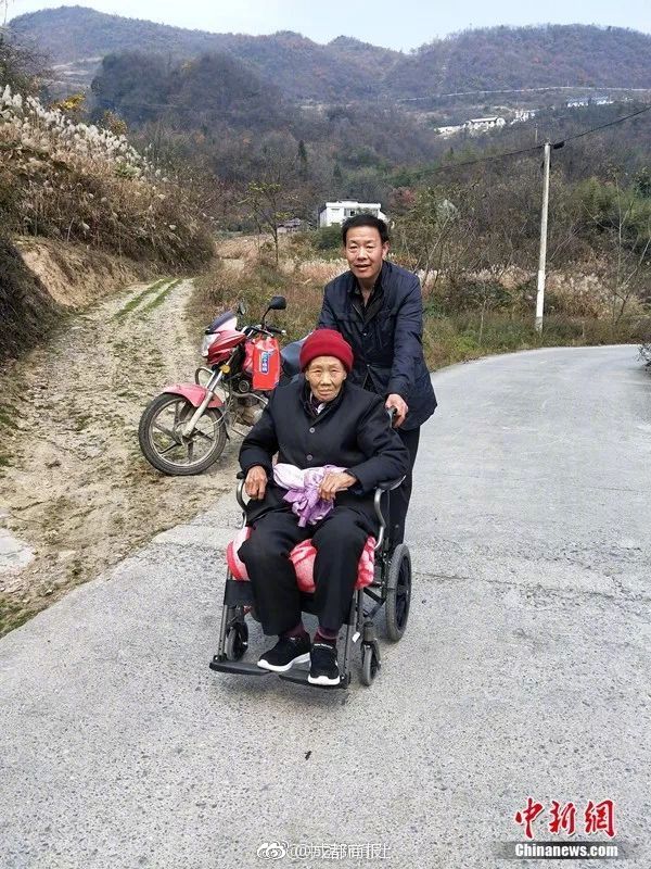 A school started a robotics club where students build and program robots