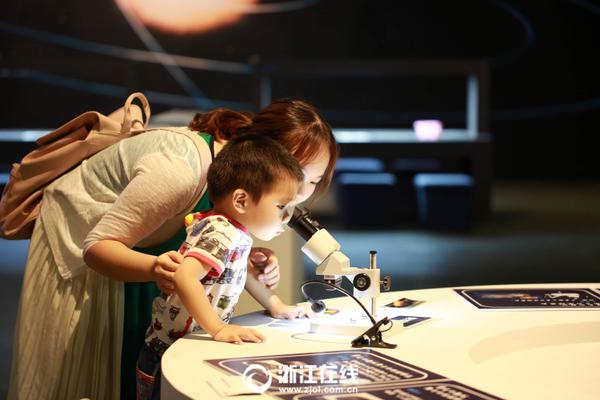 Postal service delivers holiday packages ahead of schedule this year