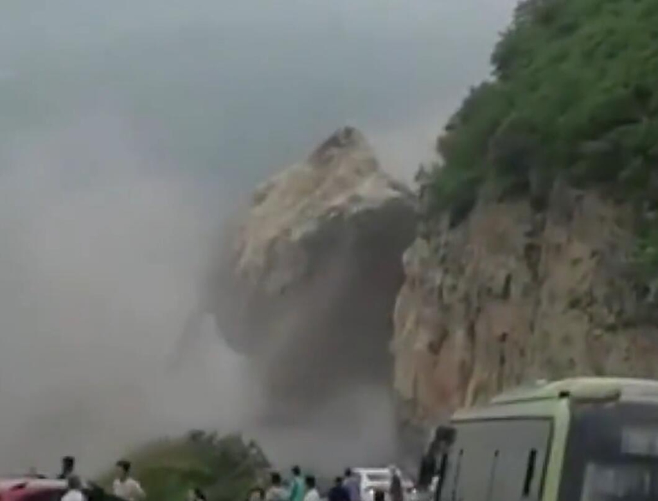 A university hosted a conference on climate change that brought together 500 experts from around the world