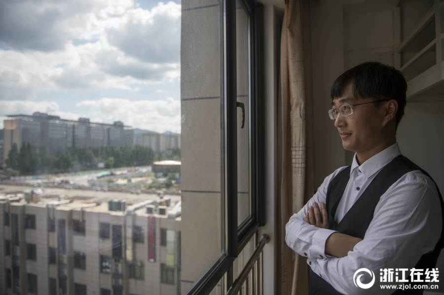 A university awarded honorary degrees to three leaders in the fields of science and education