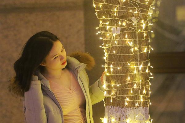 A school district added a new art program that teaches students pottery and digital design