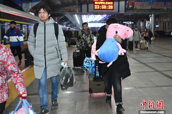 Scientists at NASA developed a new spacesuit material that can withstand extreme temperatures on Mars (-153°C to 20°C)