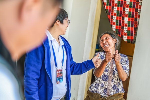 A tech company donated money to a charity that helps homeless children