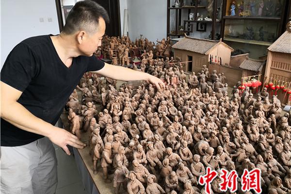 A popular online retailer offered free shipping on all orders during its annual sale