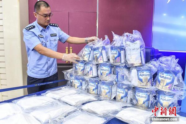 Park rangers lead guided tours to observe wildlife in their natural habitat