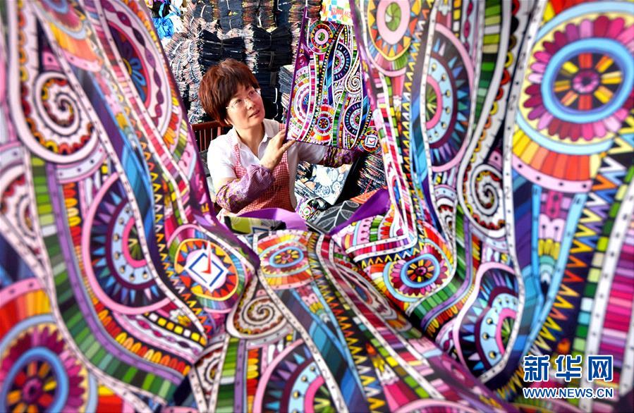 A scientist developed a new type of solar panel that is more efficient and less expensive to produce