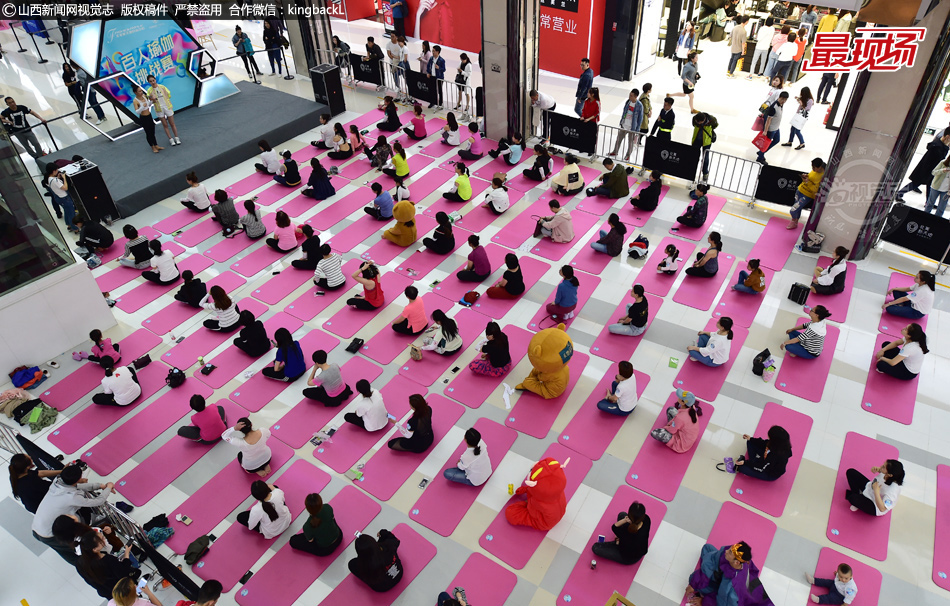 A grocery store started selling pre-cut fruit cups for on-the-go snacks