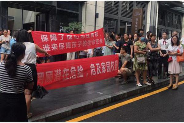 A city council approved the construction of 400 new affordable housing units in the city