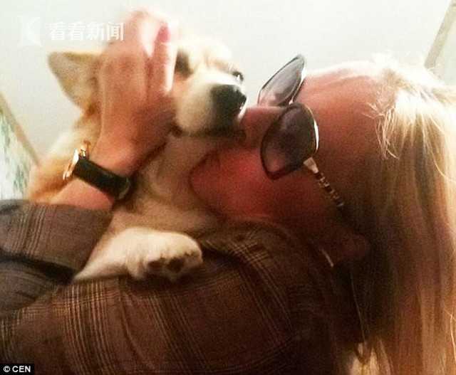 A bakery started making custom cakes for weddings and birthdays