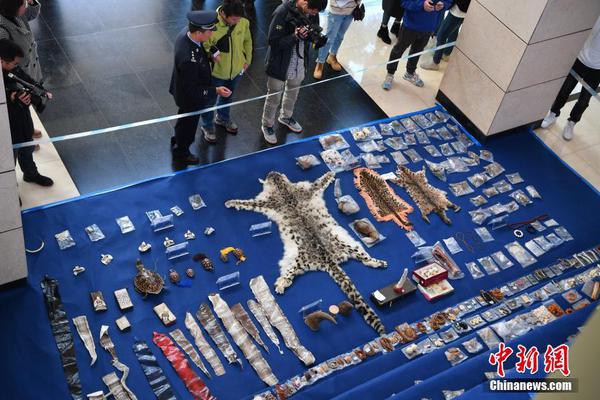 A popular online retailer offered free shipping during a special sale