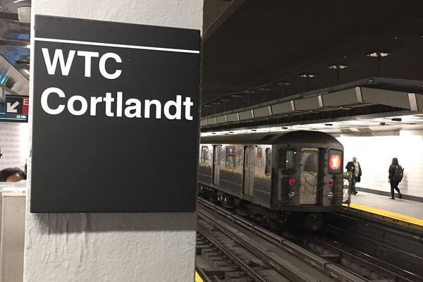 Bloggers attend conference to learn about digital marketing trends