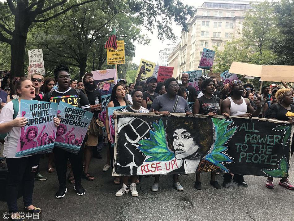 A hospital started a program to help patients quit smoking