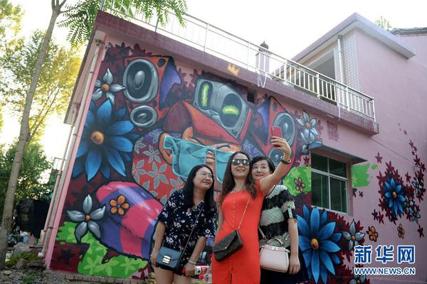 A local café partnered with a nearby school to provide free coffee to teachers during the week