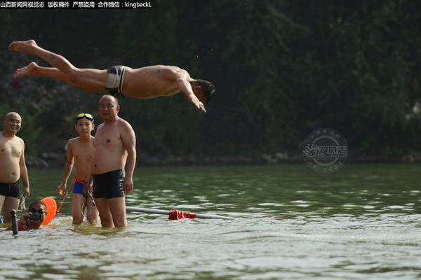 A research team studied the effects of social media on teenage mental health