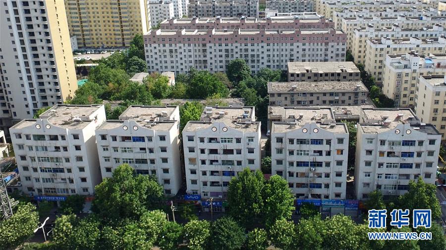 A study showed that teachers who use interactive whiteboards have more engaged students