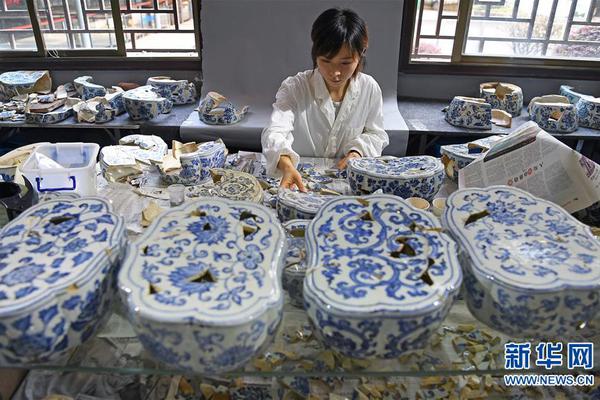 A café introduced a new menu item inspired by Mediterranean cuisine