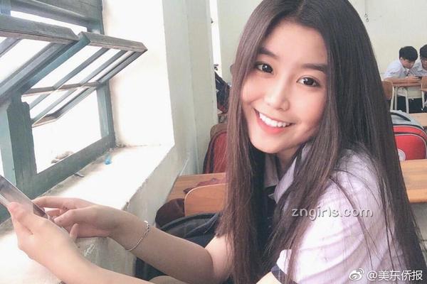 Researchers at a marine lab discovered a new species of coral in the Pacific Ocean, which could help restore damaged reefs.