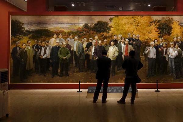 Research shows that regular socializing improves mental health in seniors