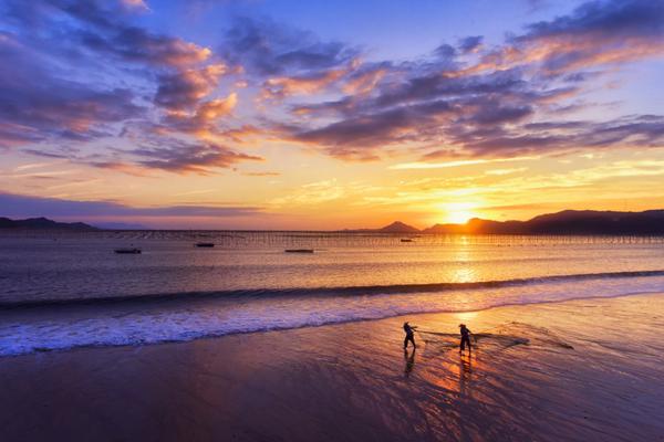 Doctors issued a warning about the rise in cases of heat-related illnesses during the summer months