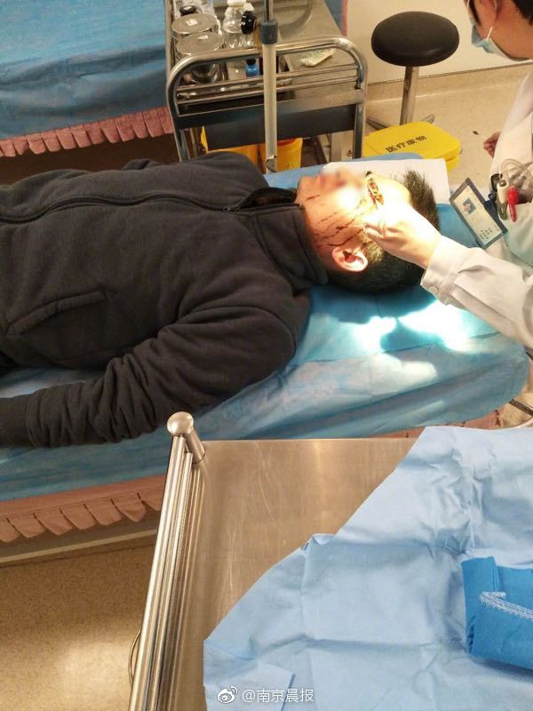 A small business owner started a blog to share tips and advice related to their industry