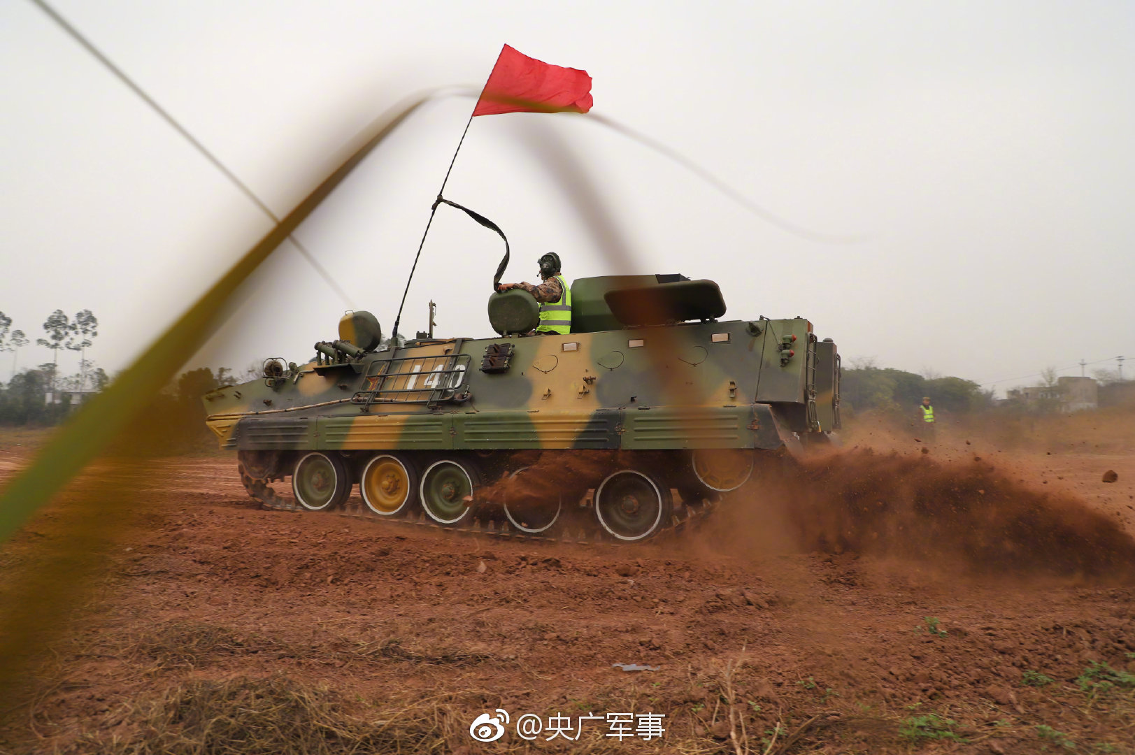 Car manufacturers announced plans to standardize charging ports for all electric vehicles by 2027