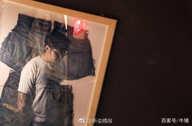 Furniture store uses bamboo to make eco friendly bedroom sets