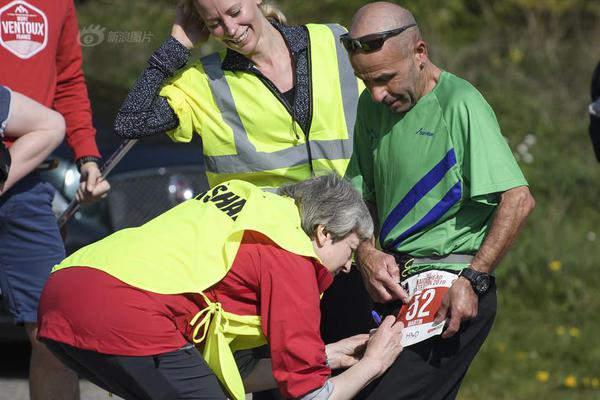 A study found that spending 45 minutes outdoors daily can reduce symptoms of depression by 30%