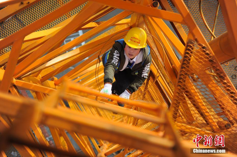 A research study showed that exercise can improve memory in older adults