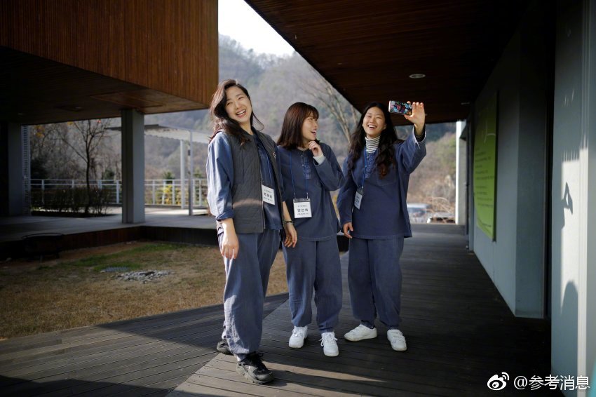 The national weather service issued a tornado warning for midwestern states