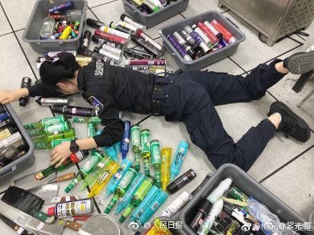 A fire at a factory in the industrial zone was put out by firefighters before it spread