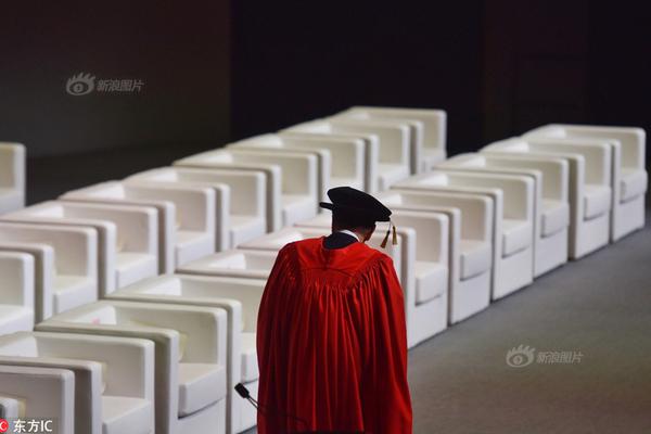 A renowned photographer opened an exhibition showcasing images of wildlife in the Amazon rainforest
