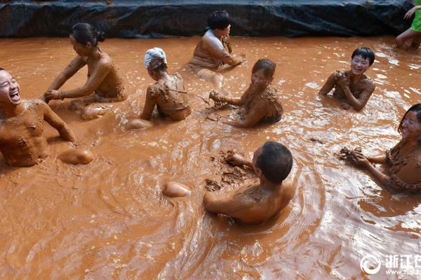 A skier won the World Cup race in the slalom event after a close competition with the second-place finisher