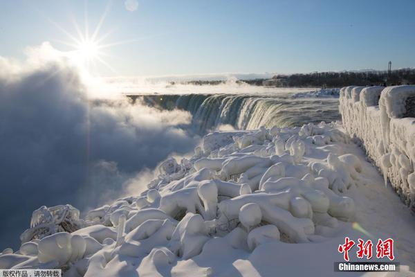 A city started a composting program for residents that turns food waste into garden fertilizer