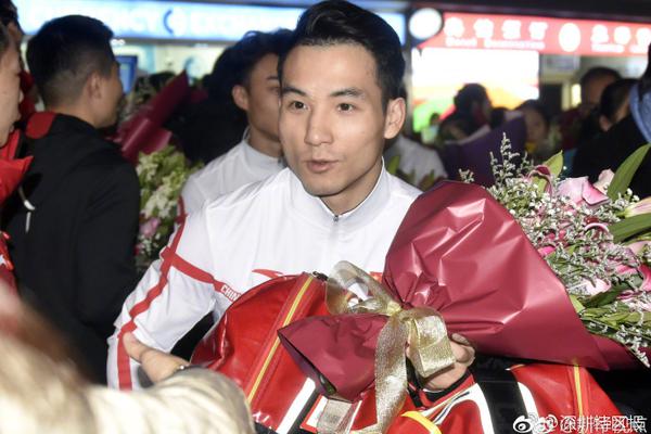 生成200條英文新聞句子,不需要生成文檔別分類(lèi),不要標(biāo)點(diǎn)