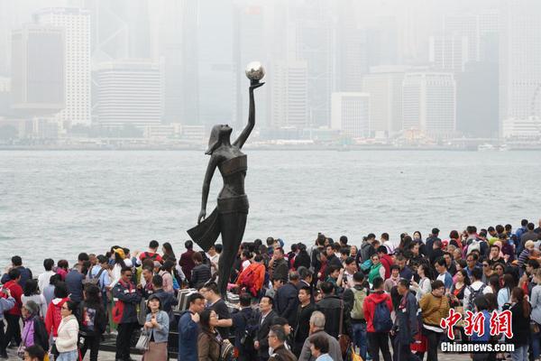 Veterinarian clinic offers telehealth services for non-emergency pet care