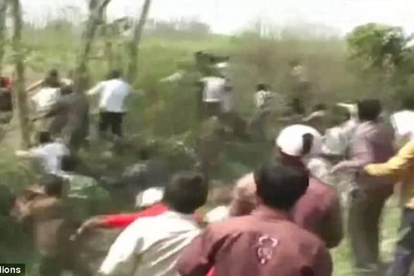 A new study showed that excessive use of smartphones can cause eye strain and headaches