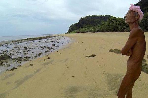 A study revealed that spending too much time on social media can reduce face-to-face social skills