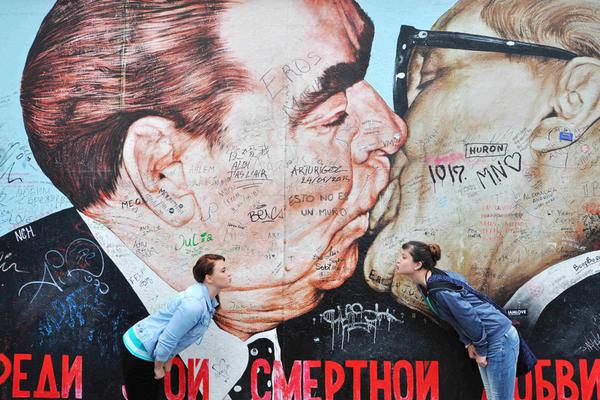 A grocery store added a salad bar and hot food section to compete with other local markets