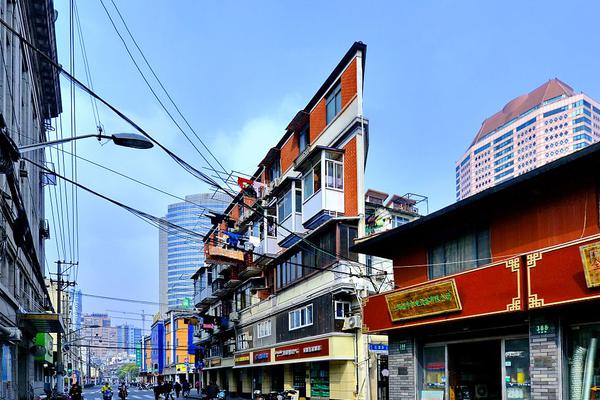 A city added more traffic lights