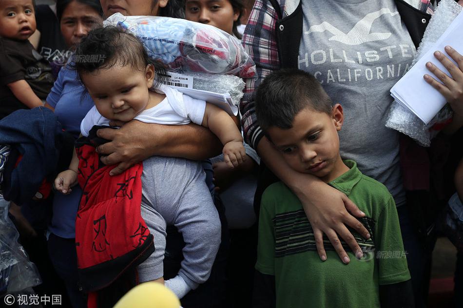 A hospital launched a new program to help patients quit smoking with counseling and medication