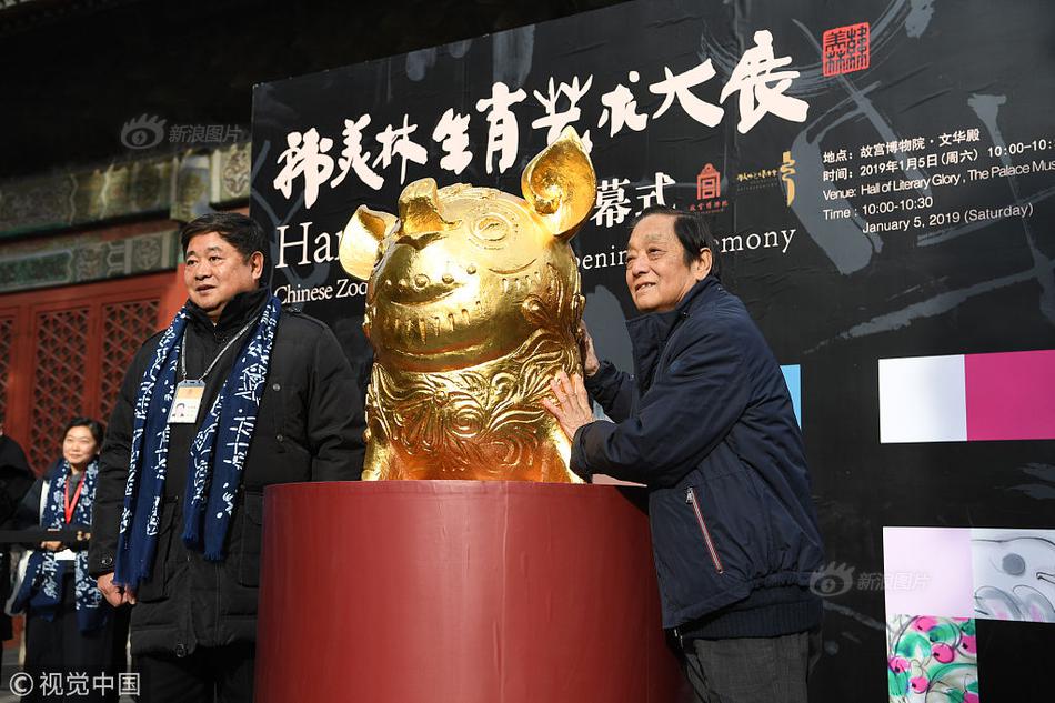 A famous actor won the Best Actor award at an international film festival for their role in a critically acclaimed movie