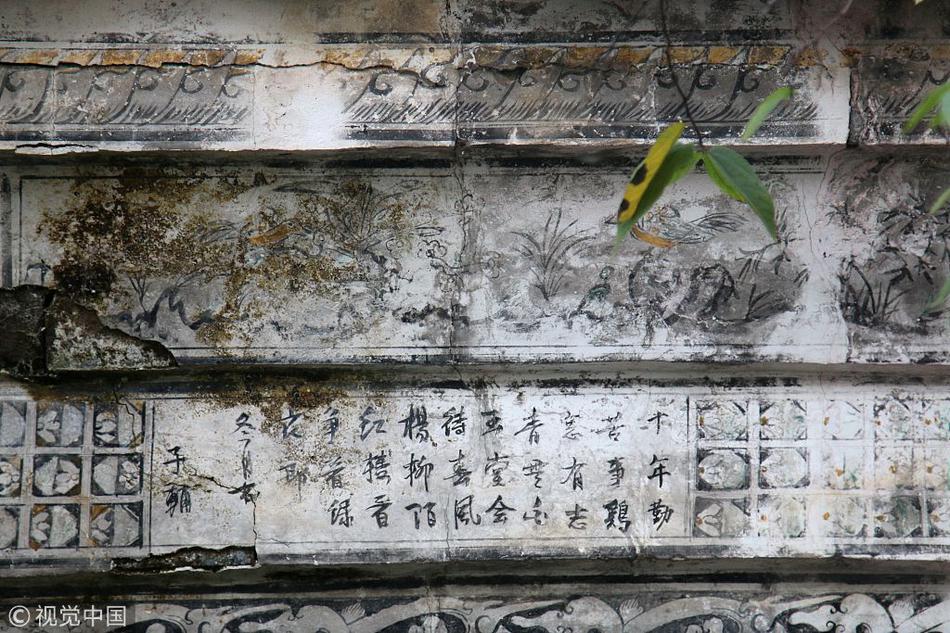 Researchers found that eating fatty fish twice a week can improve brain function