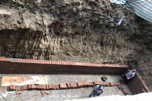 Heavy rain caused mudslides that blocked roads and isolated small communities in mountainous areas