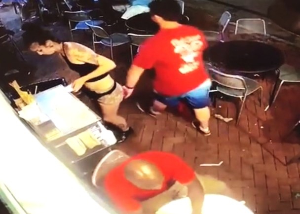 A podcast about science and technology reached 1 million monthly listeners after one year of production