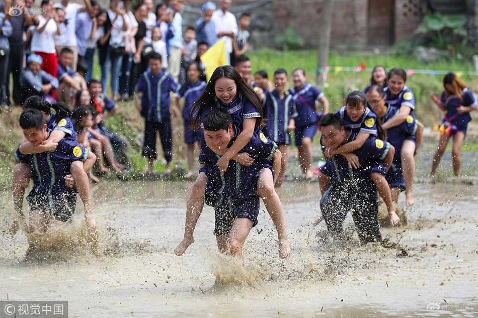 A bakery introduced a low-sugar line of cookies and pastries for customers with dietary restrictions