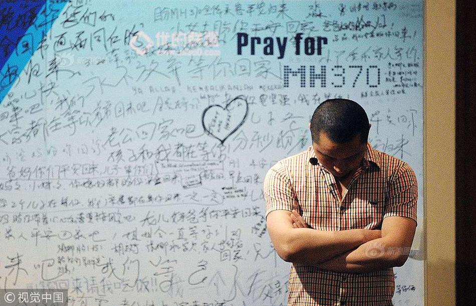 A study showed that eating dark chocolate in moderation improves blood flow and cognitive function