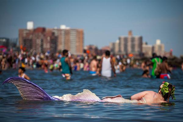 A social media influencer launched a campaign to promote body positivity